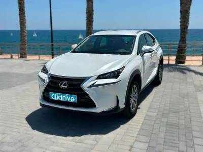Usado Lexus NX300h Business Edition 197 CV (144 kW) 2017 Blanco SUV