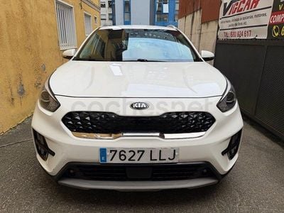 Używany Kia Niro 141 KM (103 kW) 2021 Biały SUV