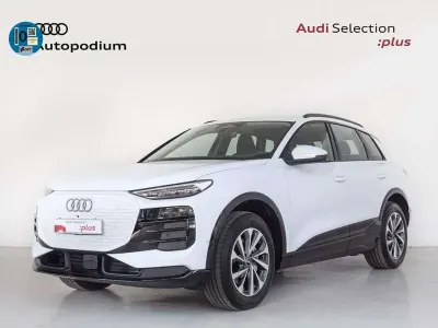 Usado Audi Q6 e-tron Advanced Plus 284 kW (387 CV) 2025 Blanco SUV