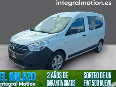 Usado Dacia Dokker Essentiel 95 CV (69 kW) 2020 Blanco Monovolumen