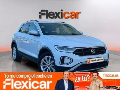 Usado VW T-Roc Life 110 CV (80 kW) 2024 Blanco SUV