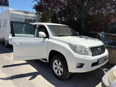 Usado Toyota Land Cruiser 286 CV (210 kW) 2011 Blanco SUV