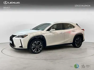 Usado Lexus UX 184 CV (135 kW) 2022 Blanco SUV