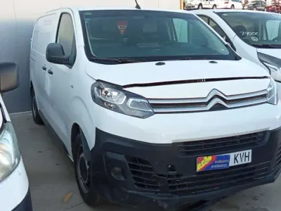 Usado Citroën Jumpy Comfort 95 CV (69 kW) 2019 Blanco Monovolumen