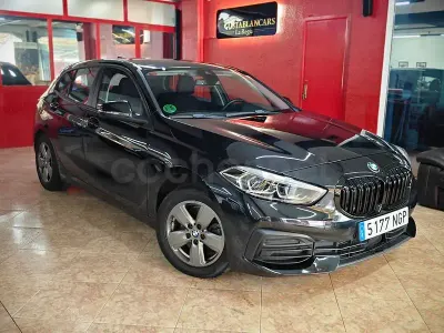 Usado BMW 118 140 CV (102 kW) 2019 Negro Berlina