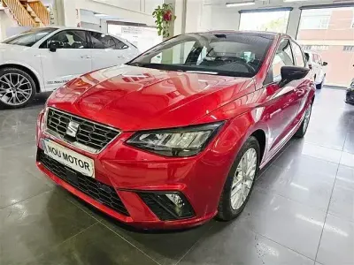 Usado Seat Ibiza FR 115 CV (84 kW) 2024 Rojo Utilitario
