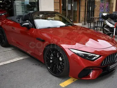 Usado Mercedes SL43 AMG AMG 381 CV (280 kW) 2023 Rojo Descapotable