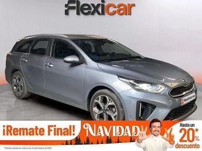 Gris / plata Usado 2022 Kia Ceed Utilitario | 17.490 € (Precio justo)