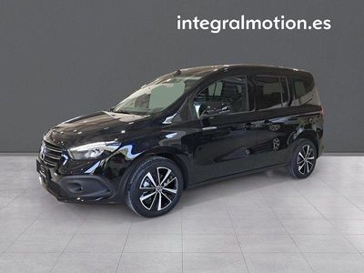 Nuevo Mercedes T180 115 CV (84 kW) 2025 Negro Monovolumen