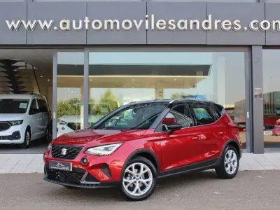 Usado Seat Arona FR 115 CV (84 kW) 2025 Rojo SUV