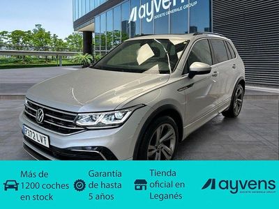 Usado VW Tiguan R-line 150 CV (110 kW) 2021 Gris plata SUV