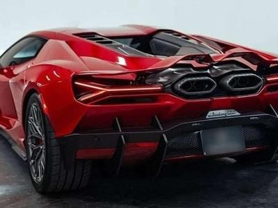 Usado Lamborghini Revuelto 1016 CV (747 kW) 2024 Naranja Coupe
