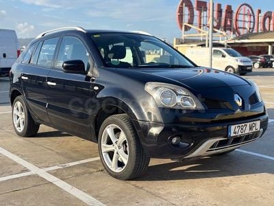 Usado Renault Koleos Dynamique 170 CV (125 kW) 2009 Negro SUV