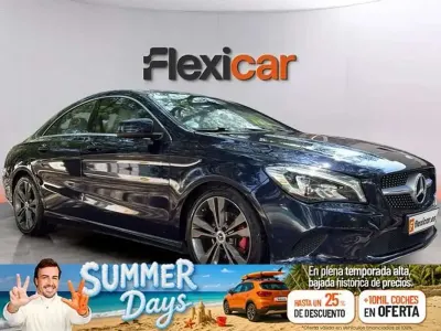 Usado Mercedes CLA200 136 CV (100 kW) 2018 Azul Coupe