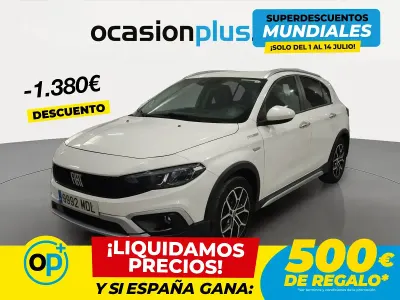 Usado Fiat Tipo Cross 130 CV (95 kW) 2023 Blanco Berlina