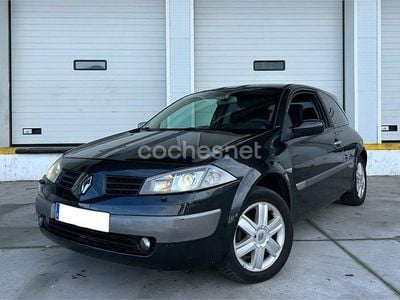 Negro Usado 2004 Renault Mégane II Authentique Berlina | 2000 € (Buen precio)