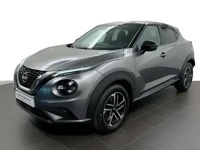 Usado Nissan Juke N-Connecta 114 CV (83 kW) 2025 Skyline grey (metalizado) techo (bitono) SUV
