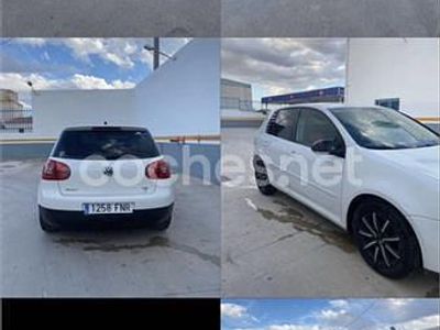 Usado VW Golf V Highline 105 CV (77 kW) 2007 Blanco Berlina