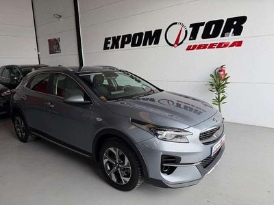 Usado Kia XCeed 136 CV (100 kW) 2021 Gris SUV