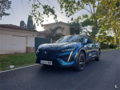 Usado Peugeot 408 Allure 130 CV (95 kW) 2023 Azul SUV