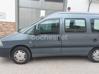Usado Peugeot Partner Tepee 90 CV (66 kW) 2009 Gris / plata Monovolumen