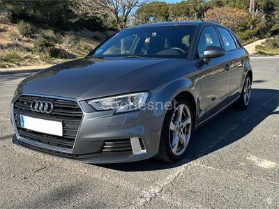 Usado Audi A3 Sport 110 CV (80 kW) 2017 Gris / plata Berlina