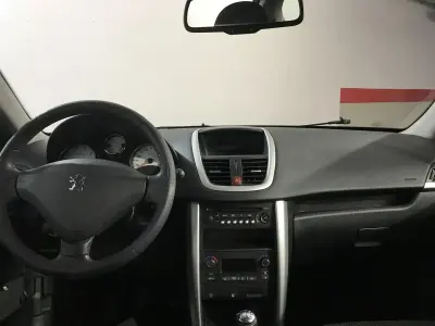 Usado Peugeot 207 Sport 95 HP (69 kW) 2009 Azul Carrinha