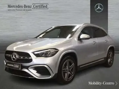 Usado Mercedes GLA250 219 CV (161 kW) 2025 Plateado SUV