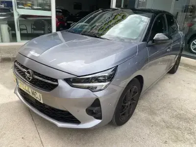 Usado Opel Corsa 100 CV (73 kW) 2022 Gris Utilitario