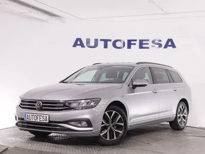 Usado VW Passat Executive 122 CV (89 kW) 2023 Plata Familiar