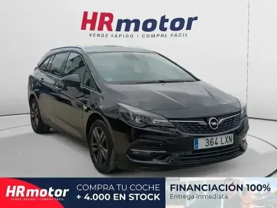 Usado Opel Astra Business Elegance 145 CV (106 kW) 2022 Negro Utilitario