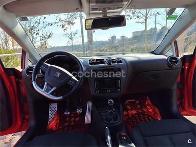 Usado Seat Leon FR 140 CV (102 kW) 2011 Rojo Berlina