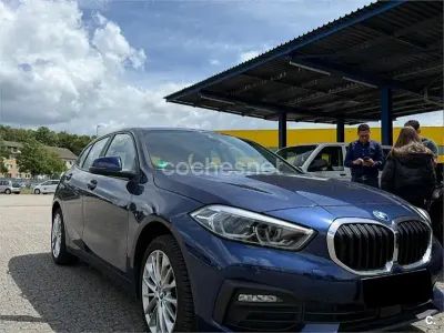Usado BMW 118 136 CV (100 kW) 2020 Azul Utilitario