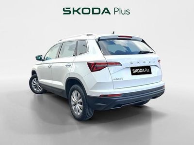 Usado Skoda Karoq Ambition 115 CV (84 kW) 2022 Blanco SUV
