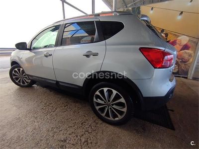 Usado Nissan Qashqai 150 CV (110 kW) 2009 Gris / plata SUV