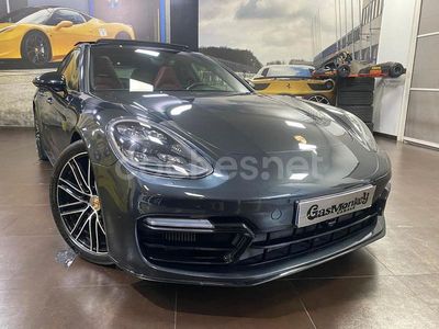 Porsche Panamera 4S