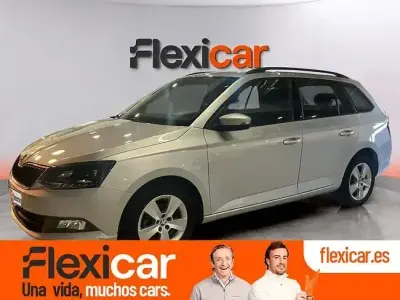Usado Skoda Fabia Active 90 CV (66 kW) 2017 Gris Familiar