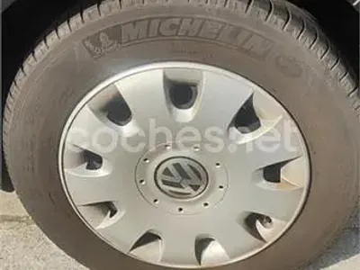 Usado VW Golf IV Trendline 102 CV (75 kW) 2004 Negro Berlina