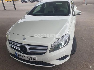 Usado Mercedes A200 Urban 136 CV (100 kW) 2014 Blanco Berlina