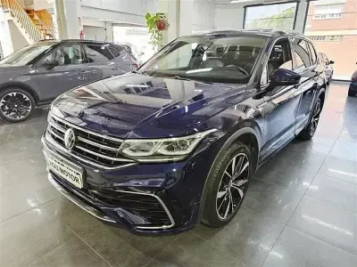 Usado VW Tiguan R-line 190 CV (139 kW) 2023 Azul SUV