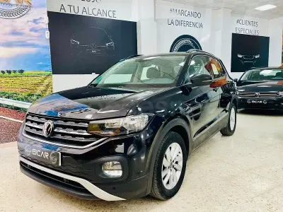 Usado VW T-Cross Advance 110 CV (80 kW) 2022 Negro SUV