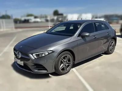 Usado Mercedes A250 218 CV (160 kW) 2022 Gris Berlina