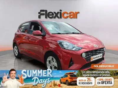 Usado Hyundai i10 67 CV (49 kW) 2023 Rojo Utilitario