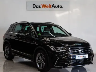 Usado VW Tiguan R-line 150 CV (110 kW) 2022 Negro SUV