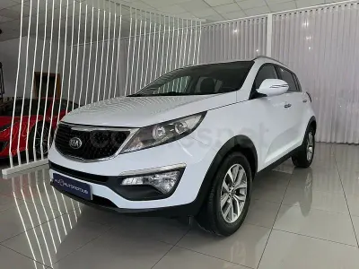 Usado Kia Sportage 116 CV (85 kW) 2016 Blanco SUV