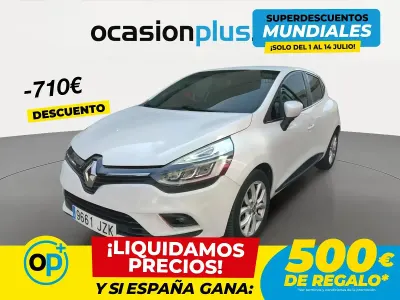 Usado Renault Clio Zen 90 CV (66 kW) 2017 Blanco