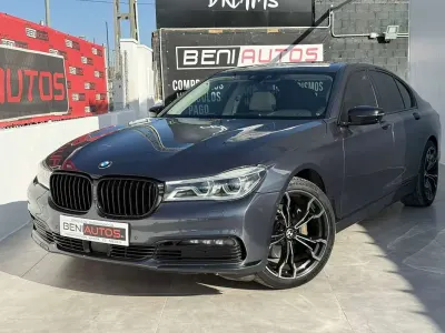 Usado BMW 730 265 CV (194 kW) 2018 Gris Berlina