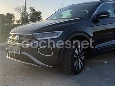 Usado VW T-Roc Business 115 CV (84 kW) 2025 Negro SUV
