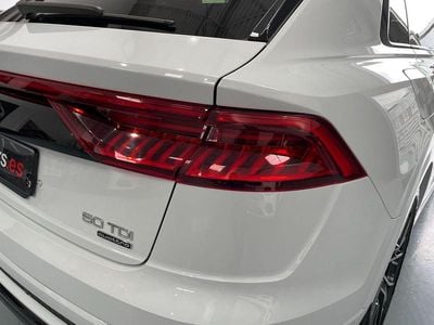 Blanco Usado 2021 Audi Q8 SUV | 71.500 € (Un poco caro)