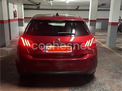 Rojo Usado 2016 Peugeot 308 Style Berlina | 10.000 € (Precio justo)